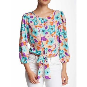 H.I.P. Floral Tie-Front Blouse NWT Size: Large